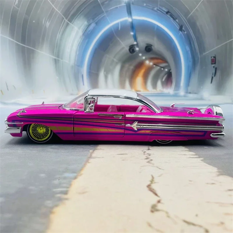 Фото Модель автомобиля Jada Chevrolet Impala 1/24, ретро-классика, из сплава, для детской коллекции, подарок №2