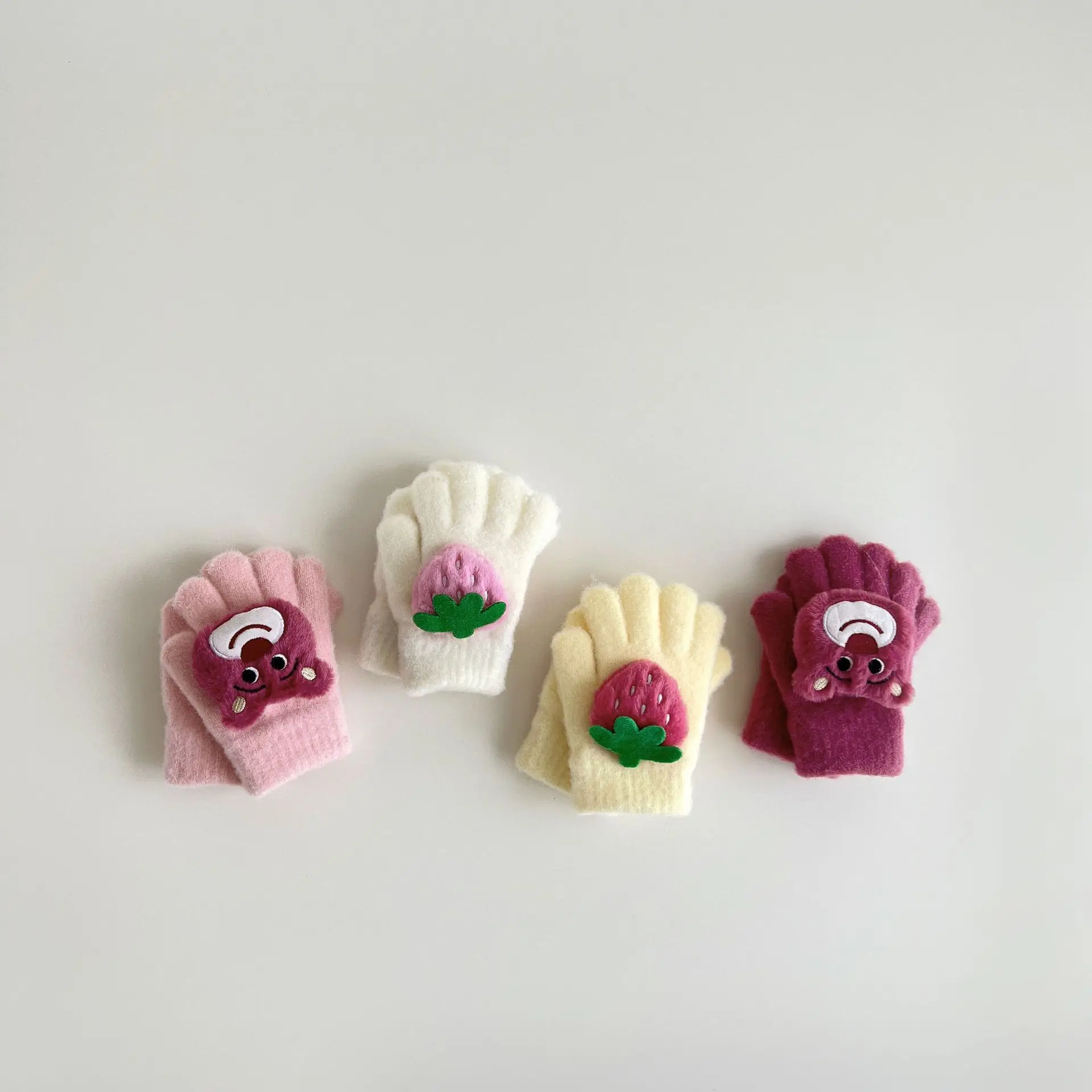 

Женские перчатки 2023, зимние Мультяшные супер милые вязаные перчатки с разрезом на пальцах для девочек и студентов, теплые и холодные перчатки