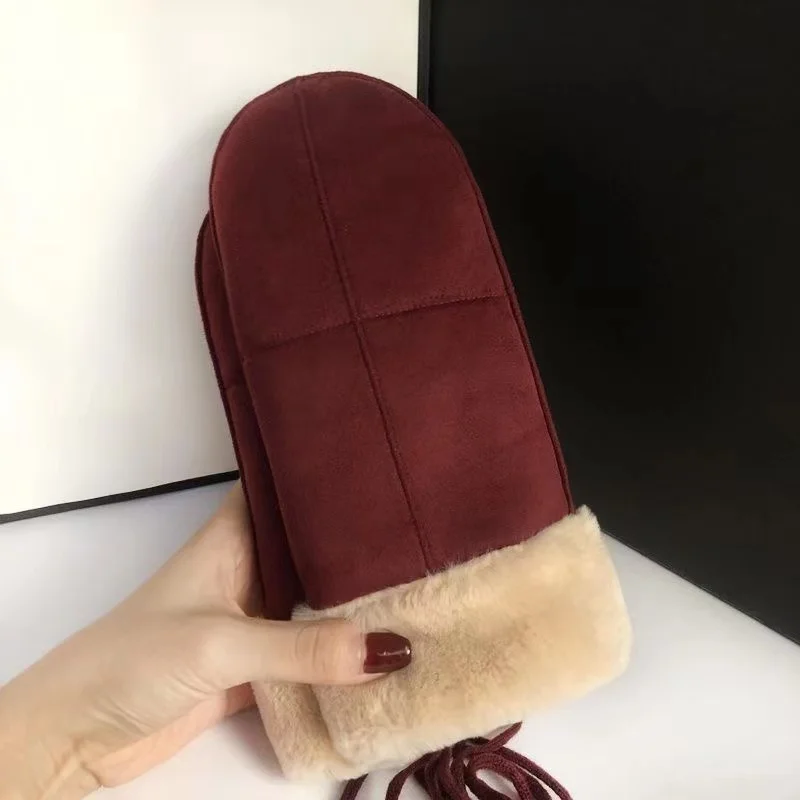 

Gloves for Men and Women, Cute Students in Winter, Neck Hanging, Plush, Warm, Windproof Riding Mittens