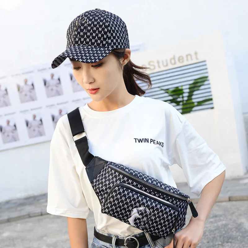 

Водонепроницаемая поясная сумка через плечо для женщин и девушек, дамская сумочка на пояс, модный дорожный нагрудной мешок, маленький кошел...