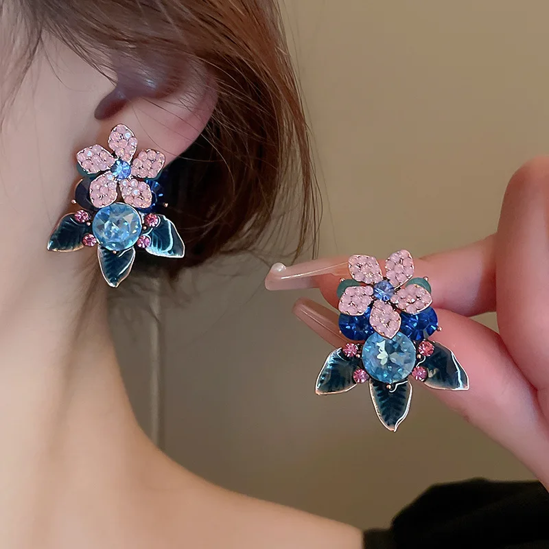 

Luxury Vintage Colorful Zircon Flower Leaf Stud Earrings for Women Lady Top Grade Chic Baroque Daily Party Earrings Jewelry Gift