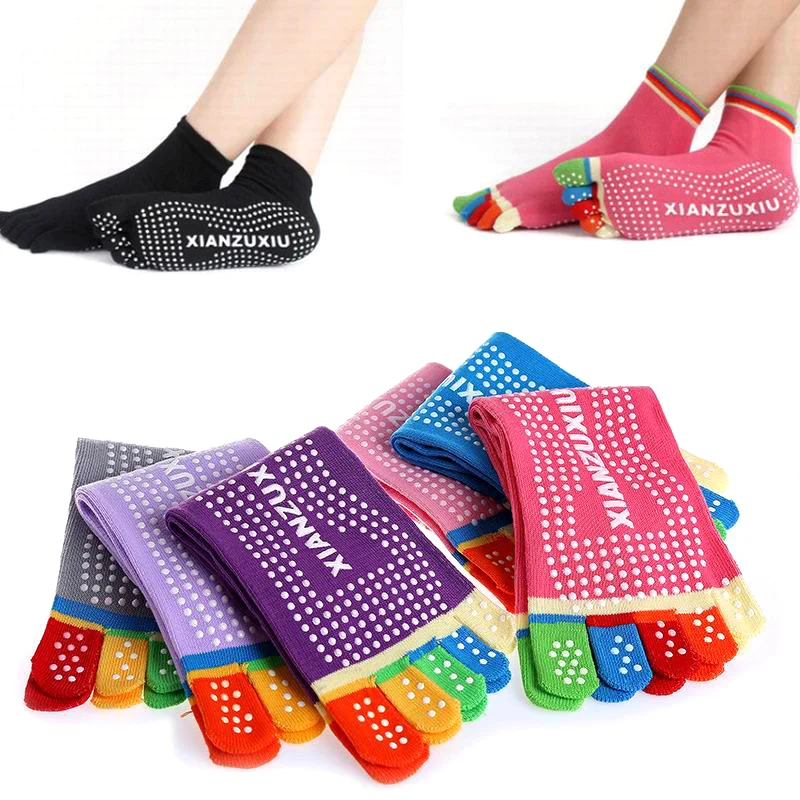 

Professional Women Yoga Socks Non-slip Female Five Finger Toe Socks Athletic Sport Pilates Pain Relief Socks Fitness Dots Warm
