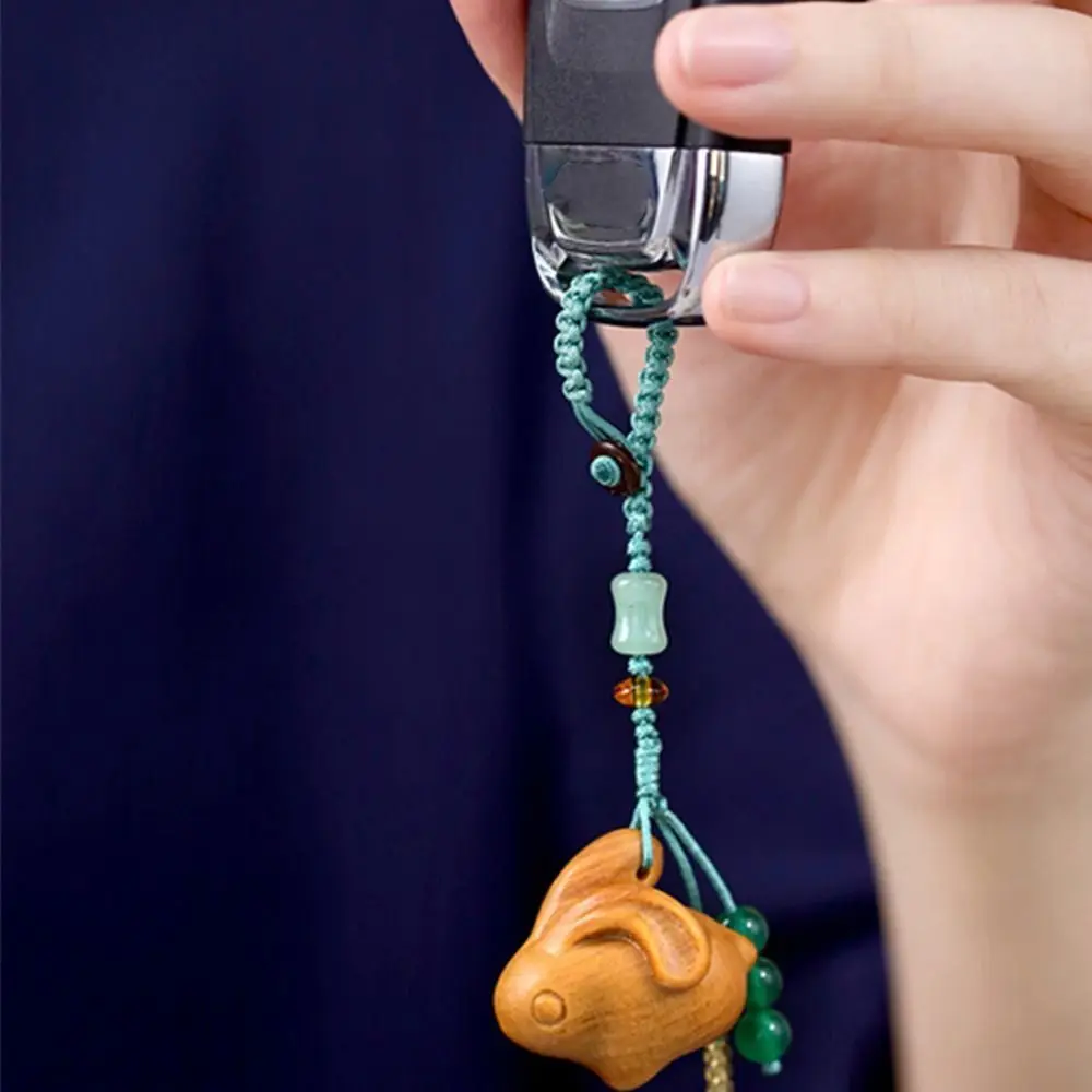 

Chinese Style Cute Rabbit Pendent Key Chain Sandalwood Car Key Chains Cartoon Car Key Ring Bag Accessory Hanging Decoration