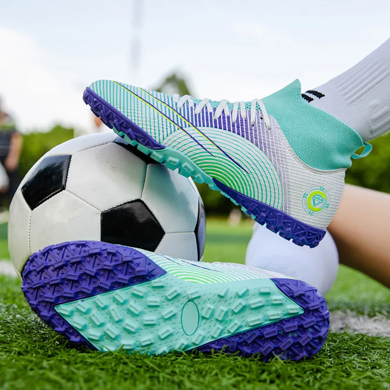 

New Breathable Mesh Football Boots Men Women Superstar TF Soccer Shoes Men Professional Futsal Sneakers Big Size 49 botas futbol