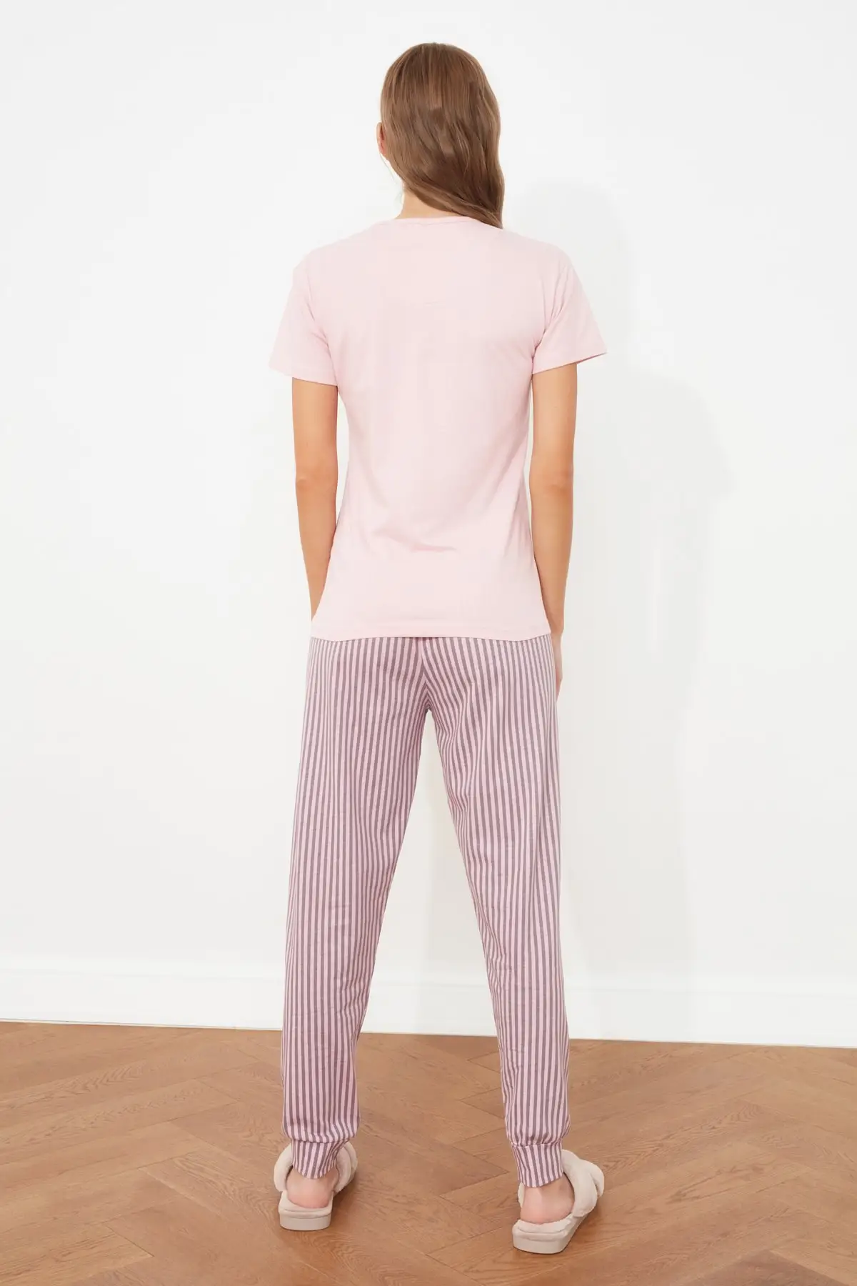 

Trendyol Printed Knitted Pajamas Set THMSS21PT1227
