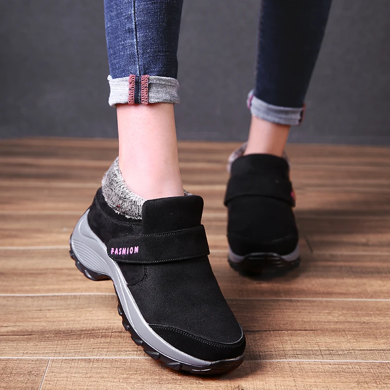 

2022 Winter Plush Outdoor Oversize Running for Women Shoes Anti-skid Casual Soft Bottom Sports Warm, Comfortable and Light