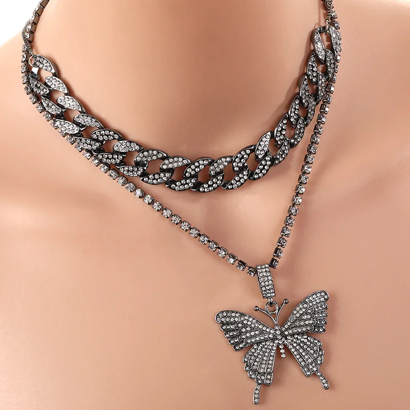 

4-Colors Double Circle Butterfly Pendant Necklace For Women Crystal Rhinestone Fashion Delicate Pendant Charm Necklace Jewelry