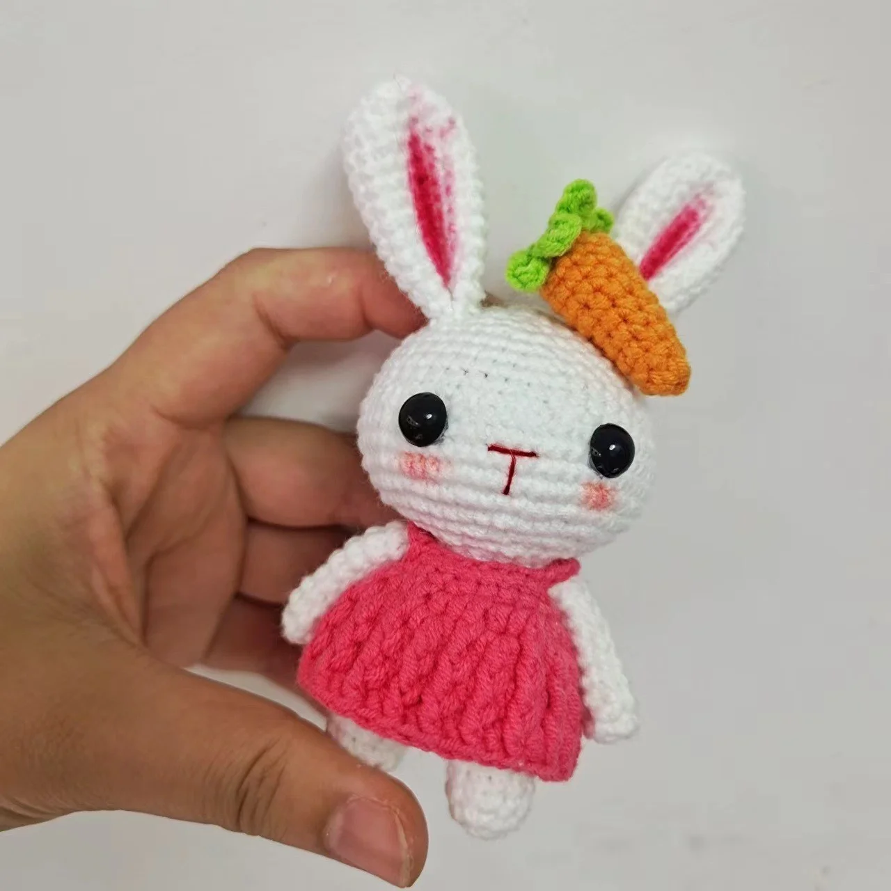 Вязаный крючком Кролик ручной работы сделай сам искусство и поделки с иглами
