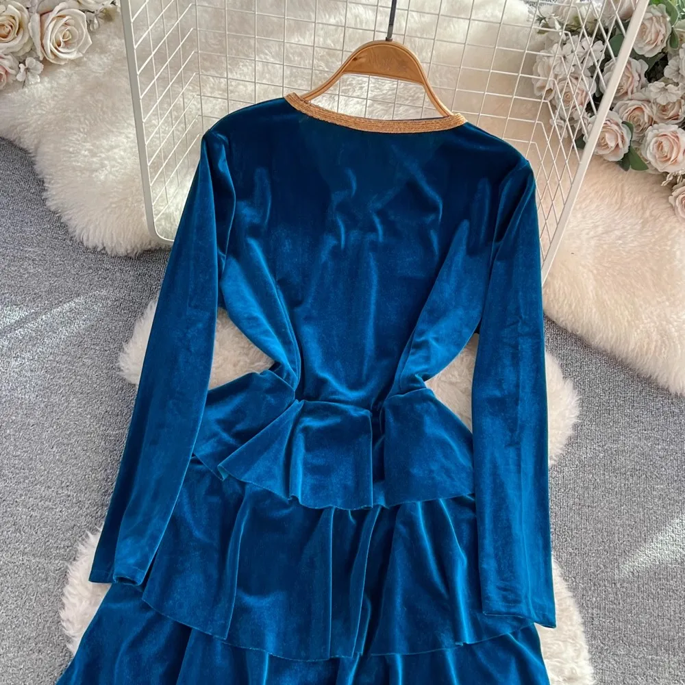 Женское бархатное платье с V-образным вырезом длинным рукавом