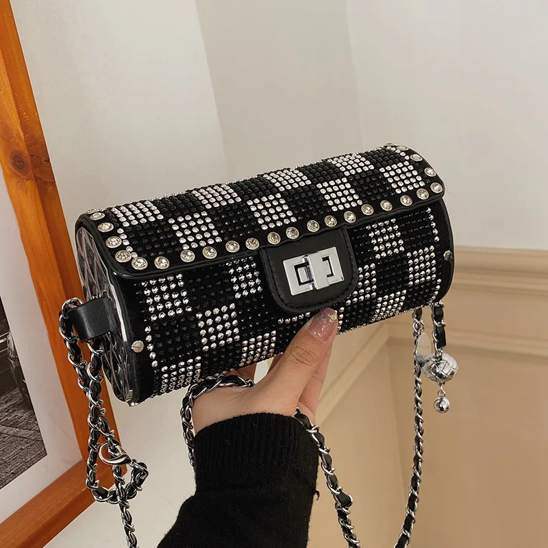 

New 2022 Luxury Chain Crossbody Bag for Women Diamond Shoulder Bag Fashion Clutch Party Bag Buckle High Quality Phone Pocket