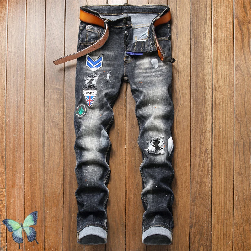 

2022 Dark Gray Balck Men Denim Pants Button Fly Red Line Embroidery on Back Pocket DSQ2 Man Jeans