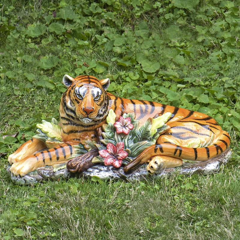 

Ceramic Tiger Sculpture Home Decor Garden Office Study Ornament Crafts Room Wine Cabinet Decoration Porcelain Animal Figurine