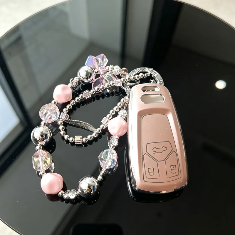 Фото Чехол-накладка из ТПУ с боковыми стразами для ключей Audi Q5, Q7, TT, A4 B9, A5, A6 8S 8W 4M, S4, S5, S7, TTS, TFSI, RS 3, с держателем для брелока №4