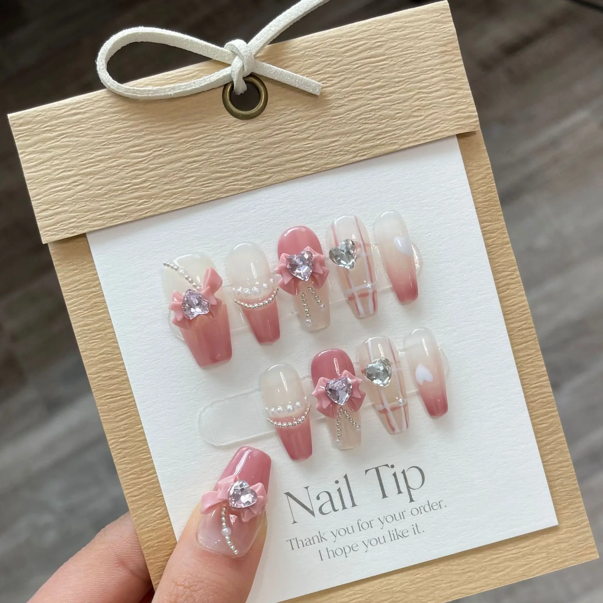 

Handmade Pink Press on Nails Cute Korean Design Medium-length Reusable Adhesive False Nails Artifical Full Cover Nail Tips Art