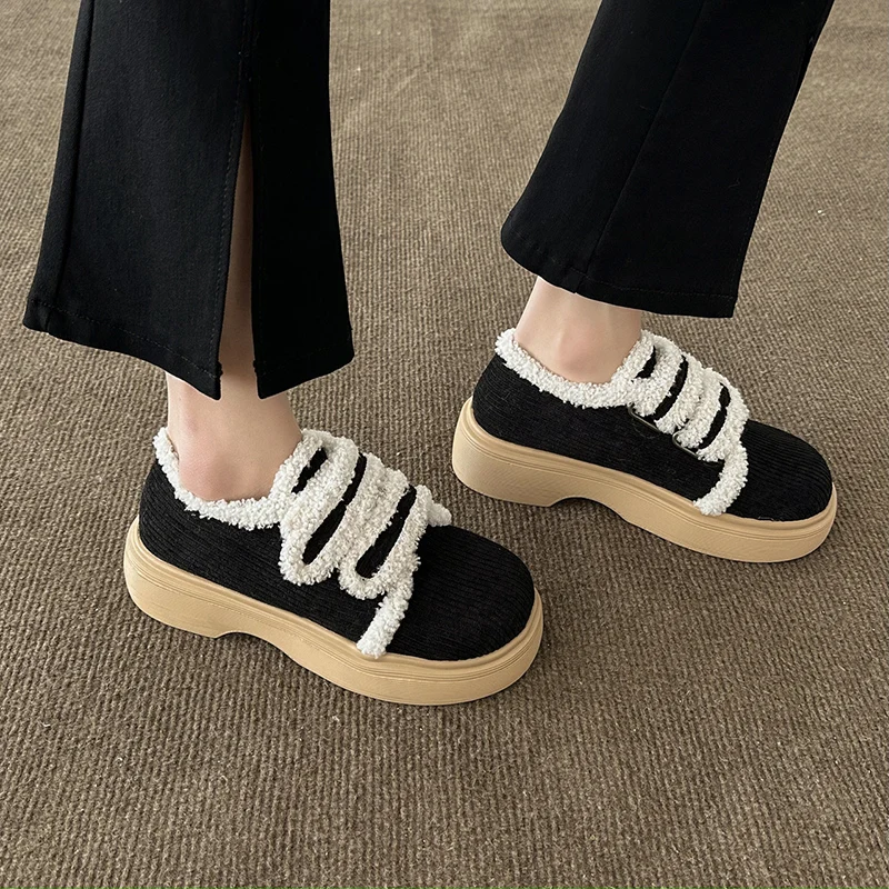 

Женские повседневные кроссовки, кроссовки на платформе с закрытым носком, модная обувь с круглым носком, новинка зимы 2022, Симпатичные мягки...