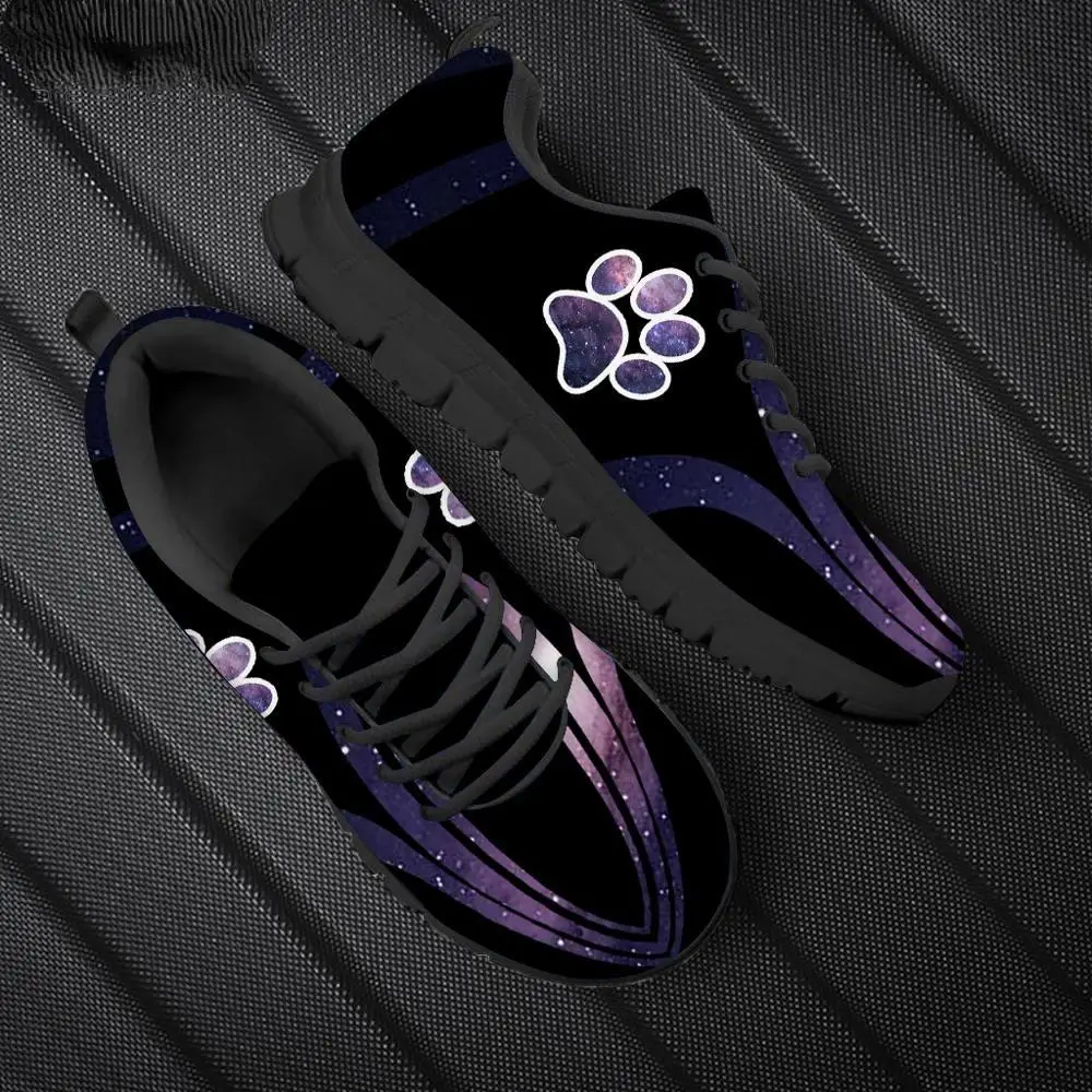 

Женские кроссовки с принтом «Собачья лапа»