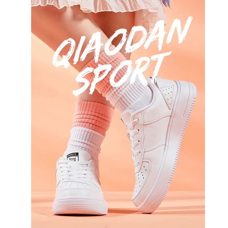 

QIAODAN Women's Skateboarding Shoes 2023 Fashion Sneakers New Spring Sports Shoes Casual Skateboard Shoes XM2690550