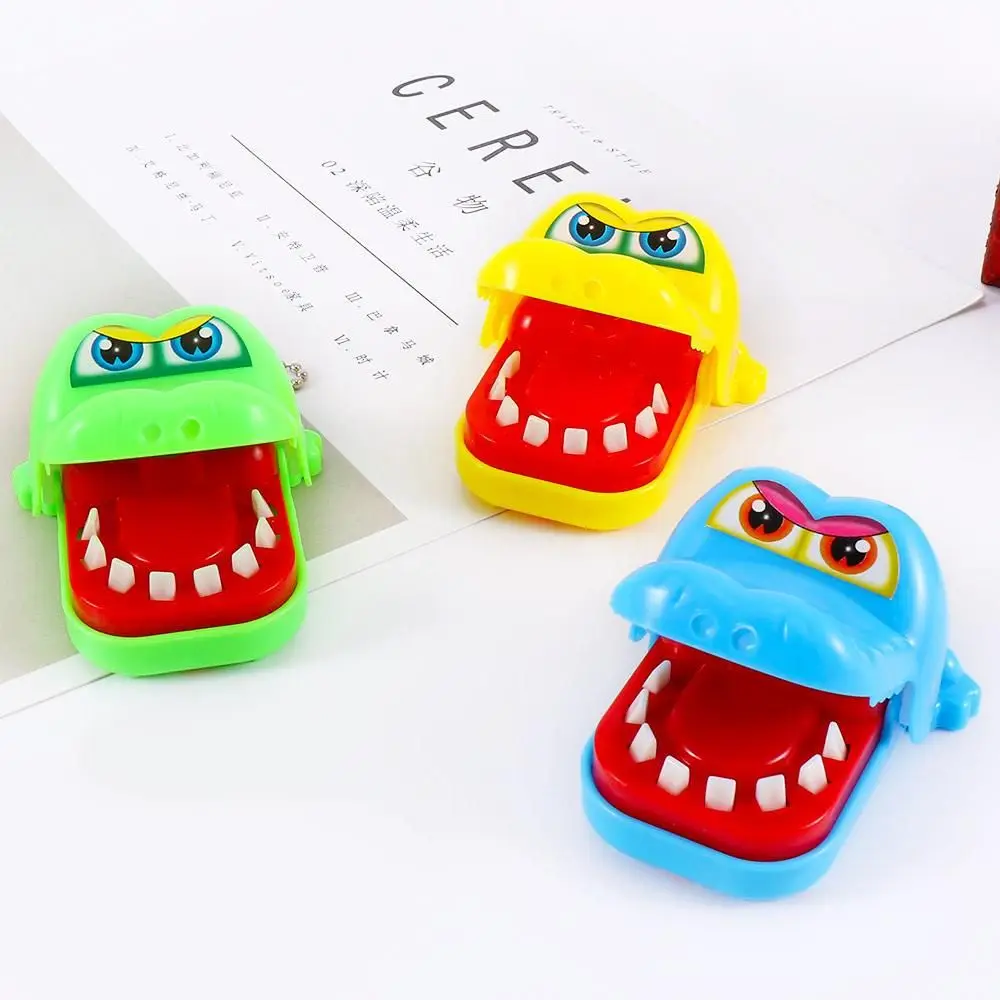

Creative Practical Jokes Mouth Tooth Alligator Hand Funny Family Games Classic Toys Biting Hand Crocodile Game Toys For Children