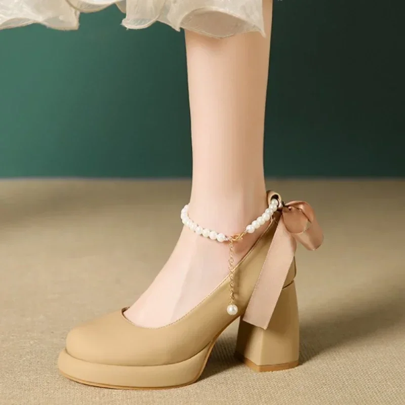 Женские туфли на высоком каблуке с круглым носком весну/осень