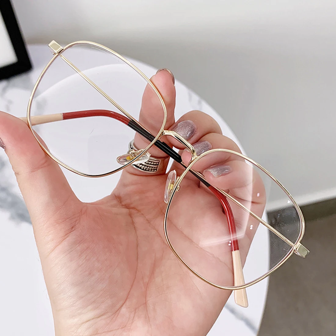 

Fashion Retro Metal Round Frame Anti Blue Light Glasses Women Computer Gaming Eye Protection Classic Glasses Plain Spectacles