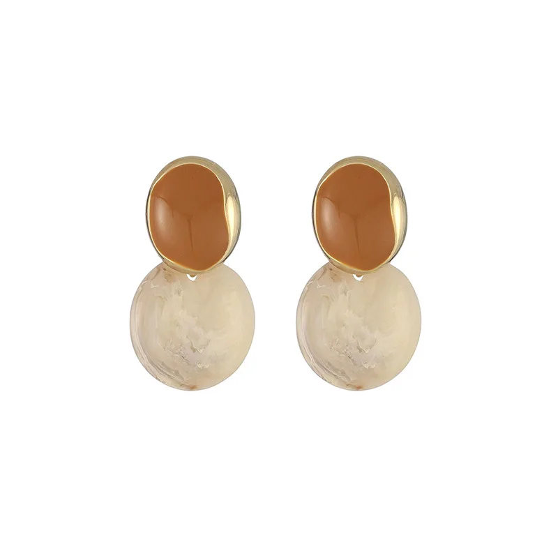 

European and American retro French geometric khaki irregular stud earrings