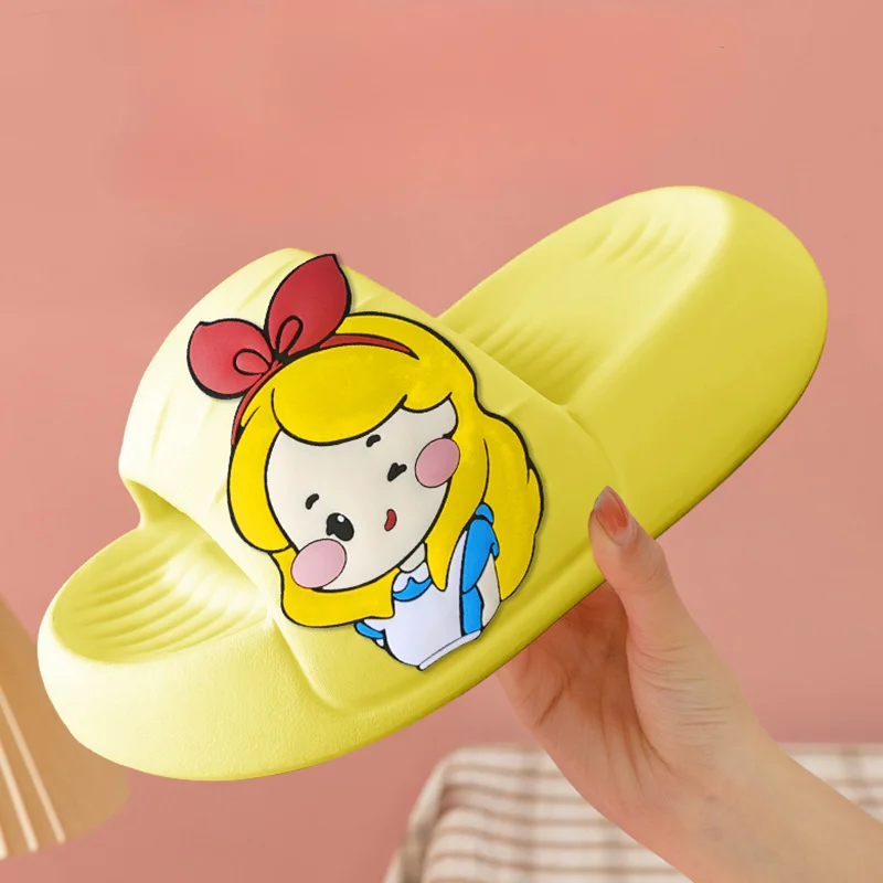 Women's Sandals Platform Non-slip Bathroom Shoes Fashion Outdoor Female Slippers Summer Sticker Thick Sole Soft Men Beach Shoes