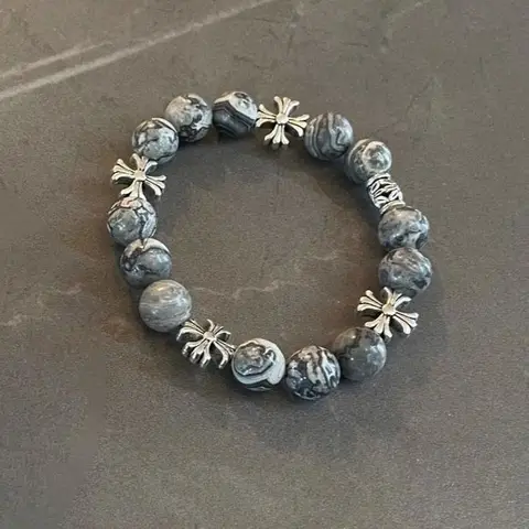 UMQ черный бисерный браслет