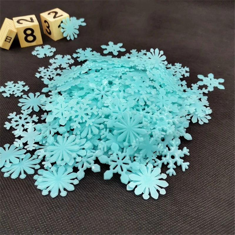 

Светящиеся снежинки наклейки для стен 50 шт