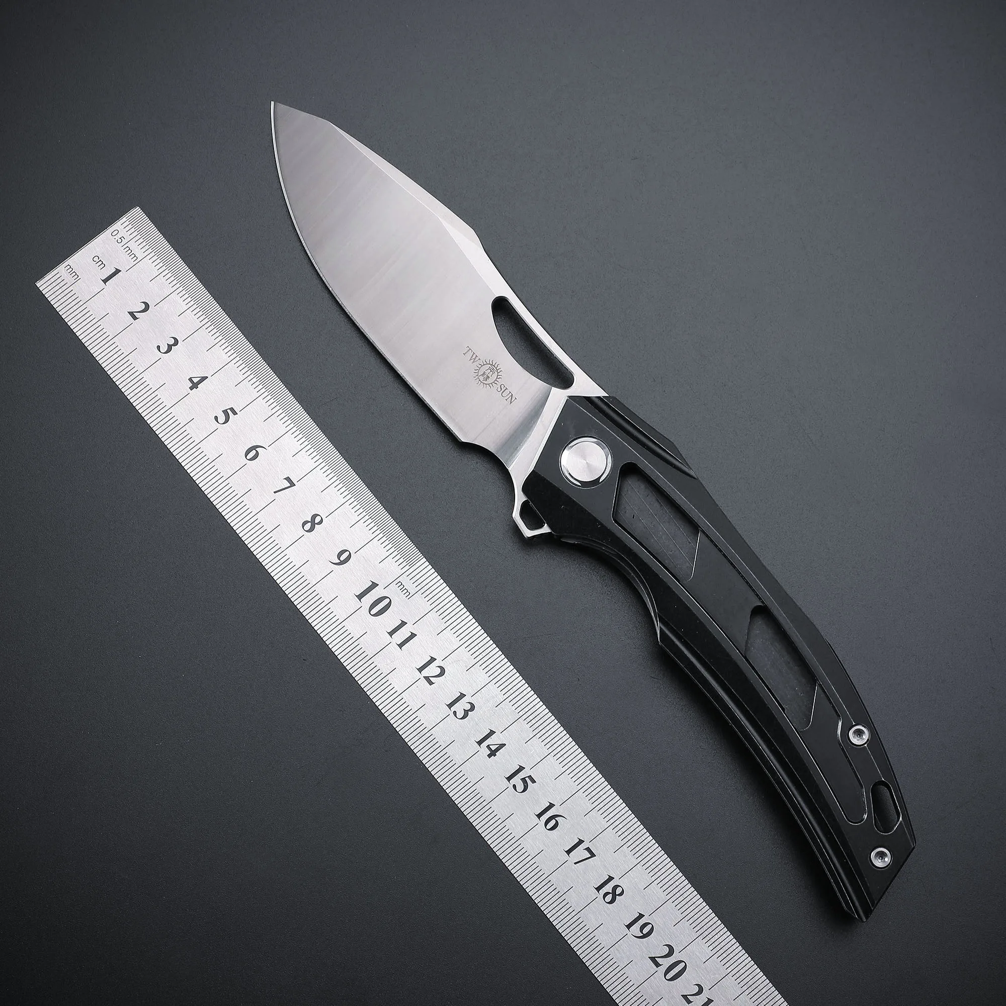 

Two Sun TS64 D2 Steel Folding Knife Titanium Handle Titanium Clip Outdoor Camping Hunting Mountaineering EDC Tools