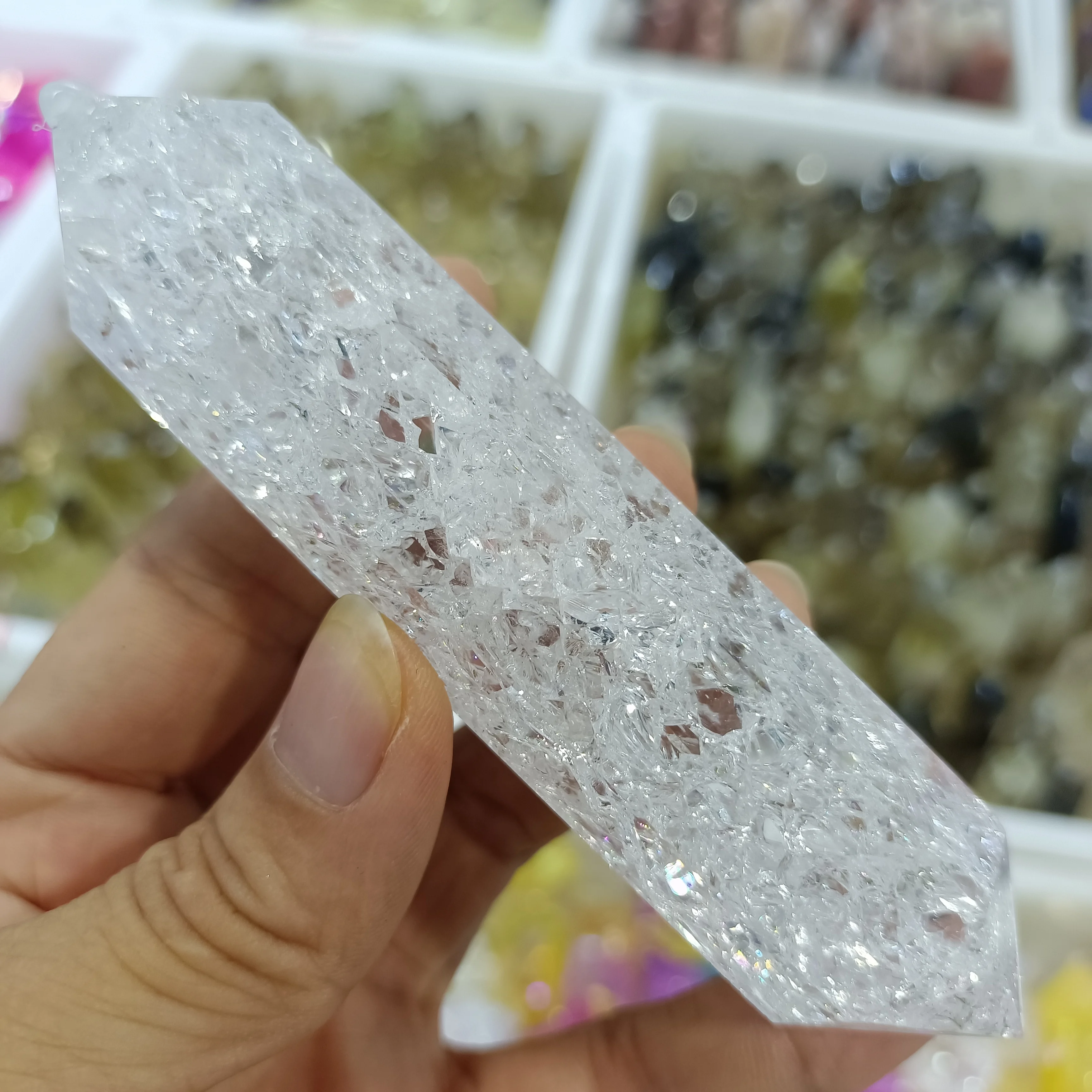 

NATURAL WHITE EXPLOSION CRYSTAL DOUBLE TIP CRYSTAL ENERGY REIKI DECORATION