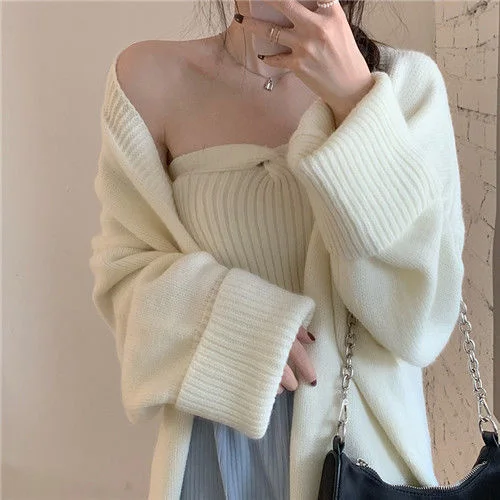 

Hot sale Two Pieces Sets Women Knitted Cardigan New Long Sleeve Knitwear Coat + Slim Basic One Word Collar Vest Autumn Sweater S