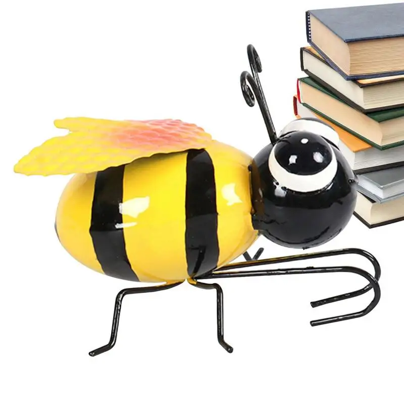 

3D Metal Bee Art Wall Decor Innovative Metal Bee Statue Park Lawn Statues Ornament Garden Tree Hanging Decor
