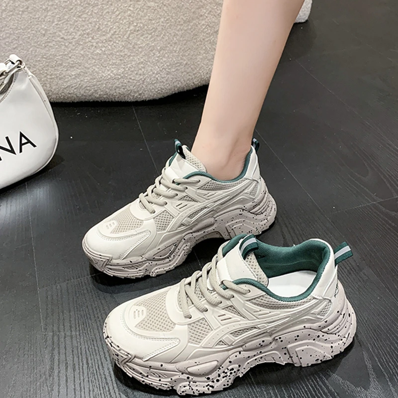 Women Clunky Sneakers Breathable Lace Up Female Walking Shoes Couple Platform Non-slip Durable Outdoor Sports Casual Footwears