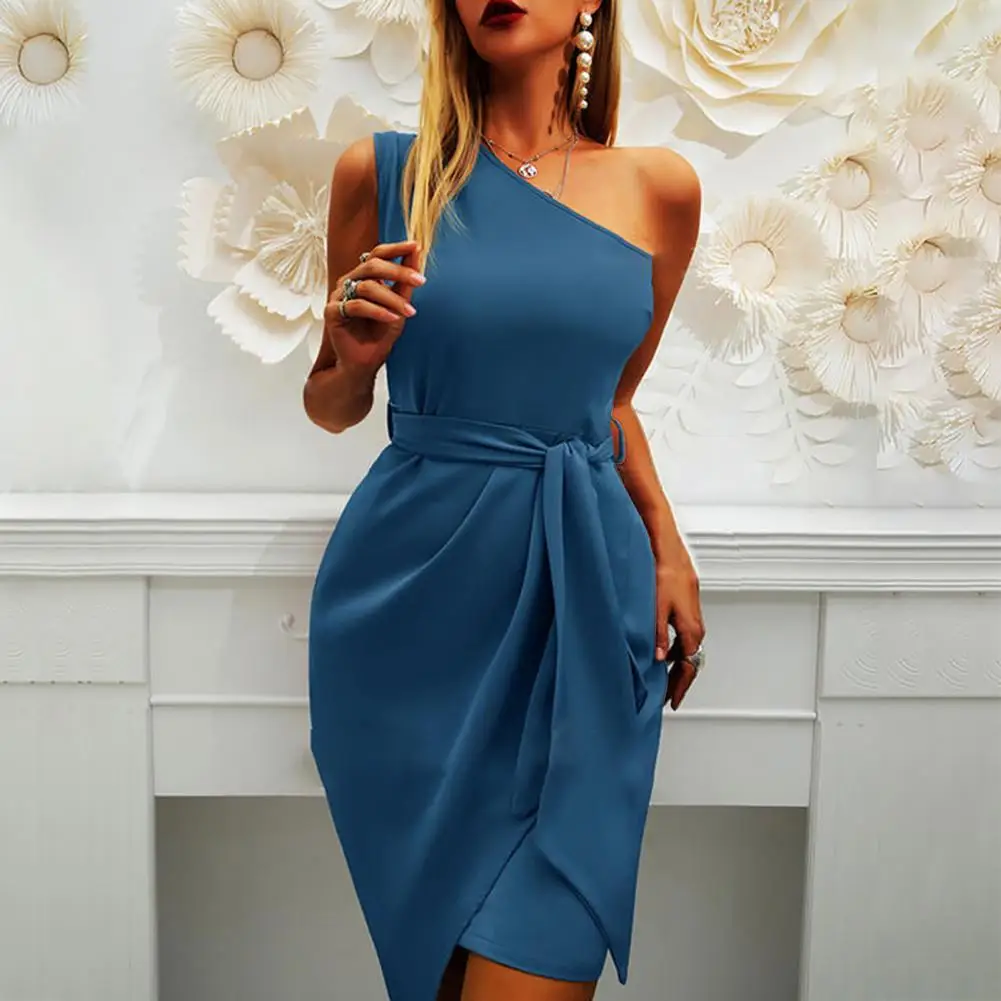 

One Shoulder Solid Color Slash Shoulder Dress Formal Dress Summer Solid Color Belt Backless Dress for Banquet