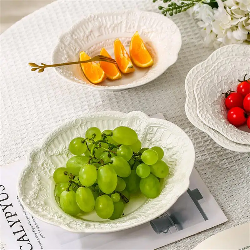 

Embossed Breakfast Dessert Cake Household Oval Vintage Carved Plate Flowers Vintage Lace Plate Antique Tableware Tableware Plate