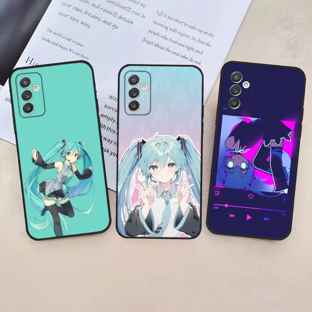 Чехол для телефона в стиле аниме Samsung S24 23 22 30 21 10 9 Ultra Plus Lite FE цвет черный мягкий