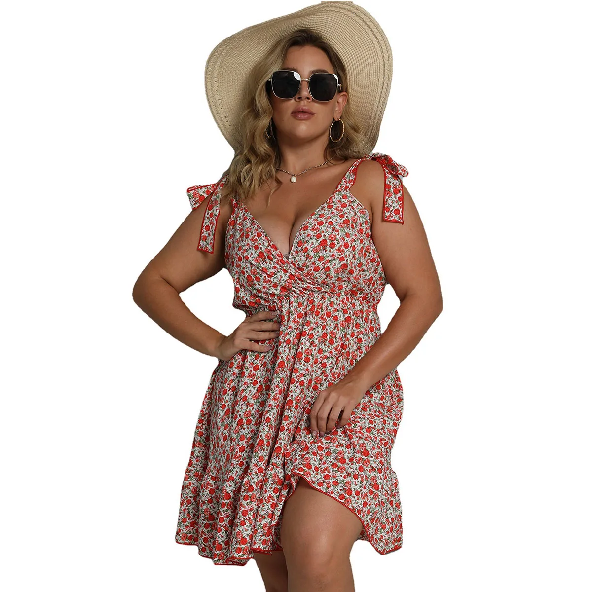 Женское короткое платье с цветочным принтом V-образным вырезом без рукавов |