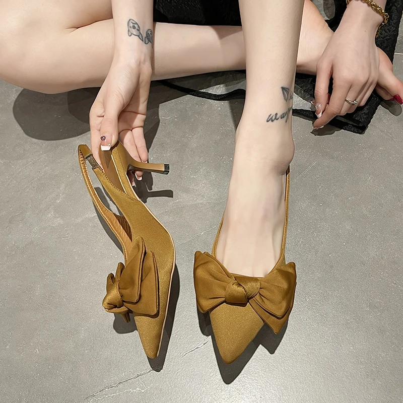 2024 женские летние новые элегантные дизайнерские сандалии с бантом из