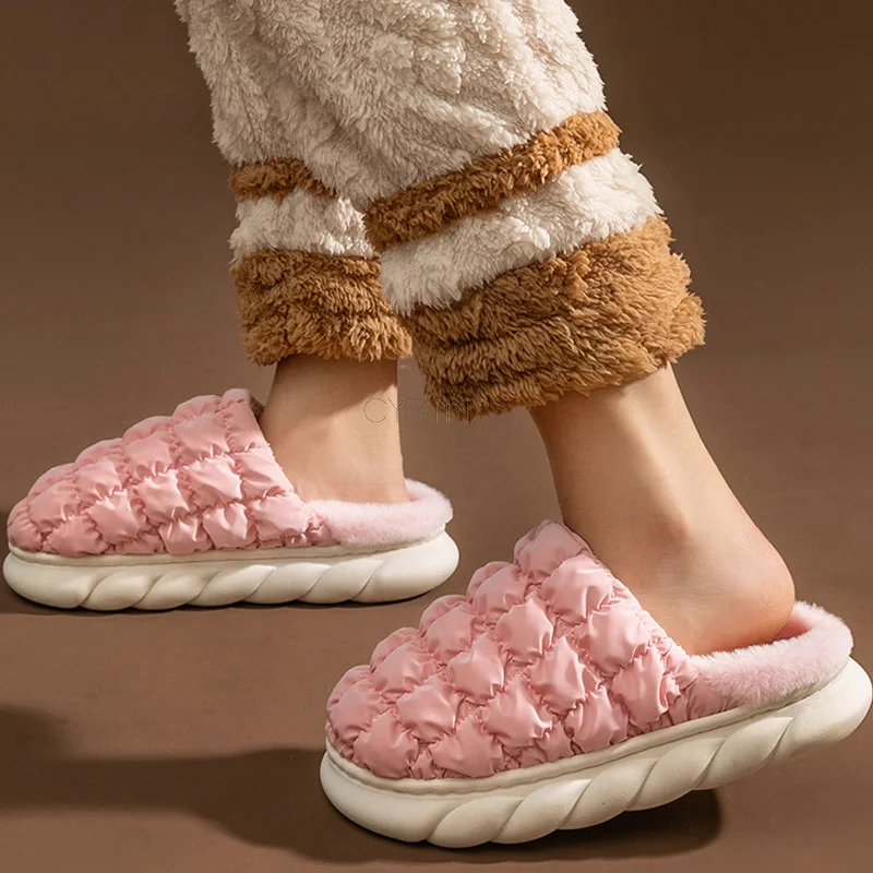 Winter Women Slippers Home Solid Thick Indoor Slippers Female Gingham Warm Plush Platform Soft Slipper Cotton House Shoes Unisex