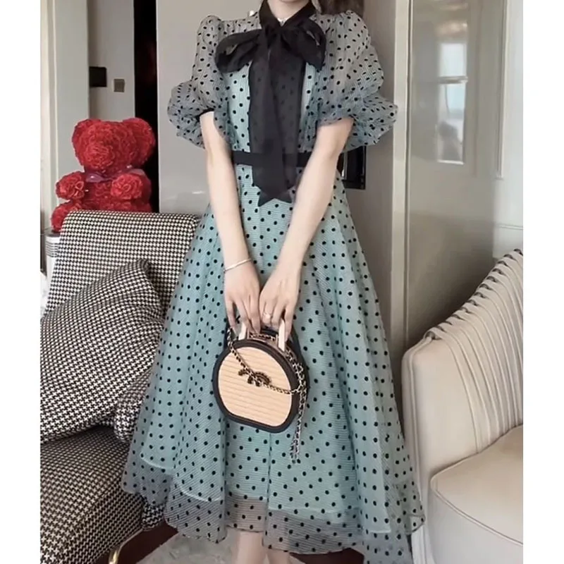

Милое модное платье принцессы в горошек с бантом женская одежда лето 2023 винтажное универсальное платье миди с пышными рукавами для женщин