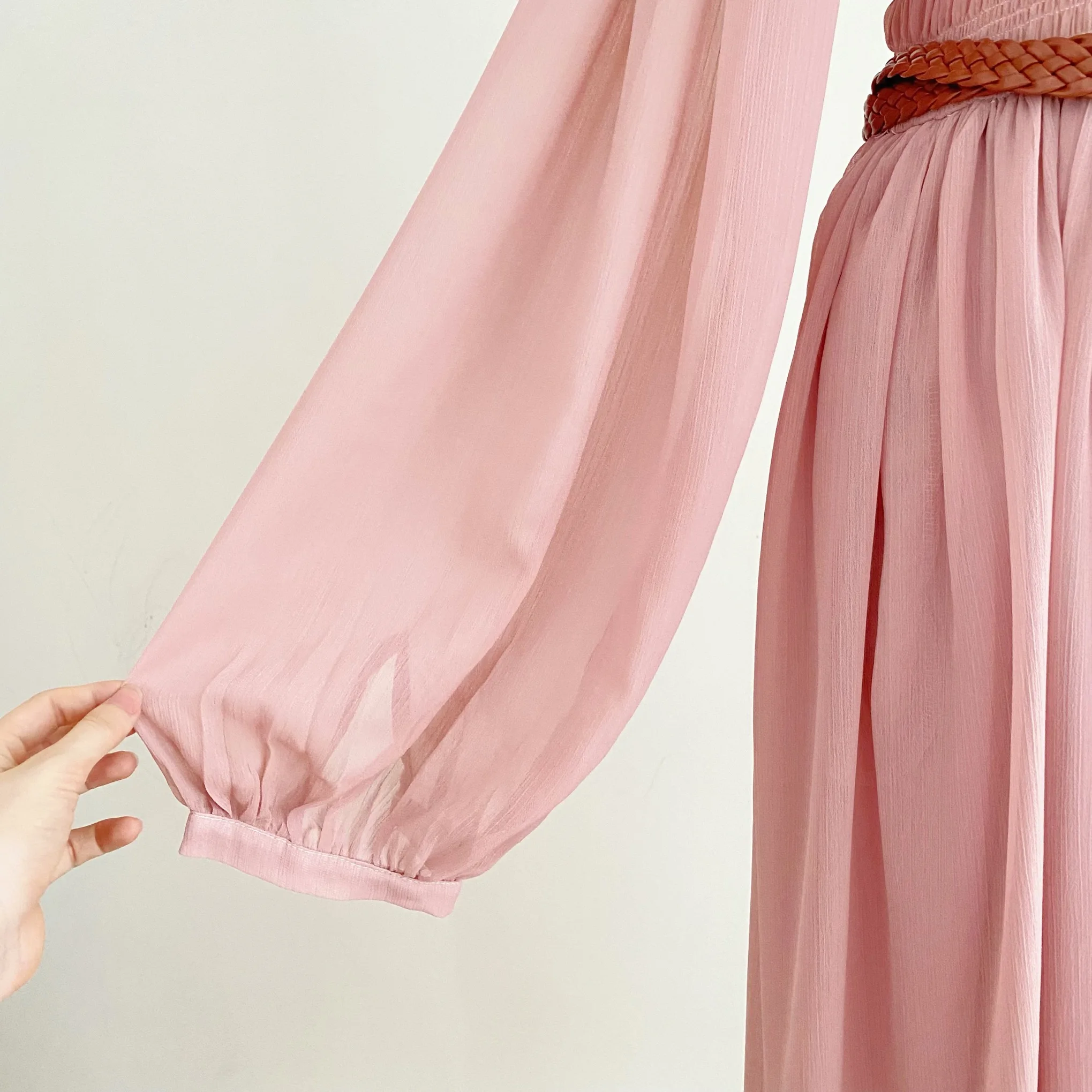 Женское длинное платье с открытыми плечами Xu I ослепительное розовое Zhao Lusi