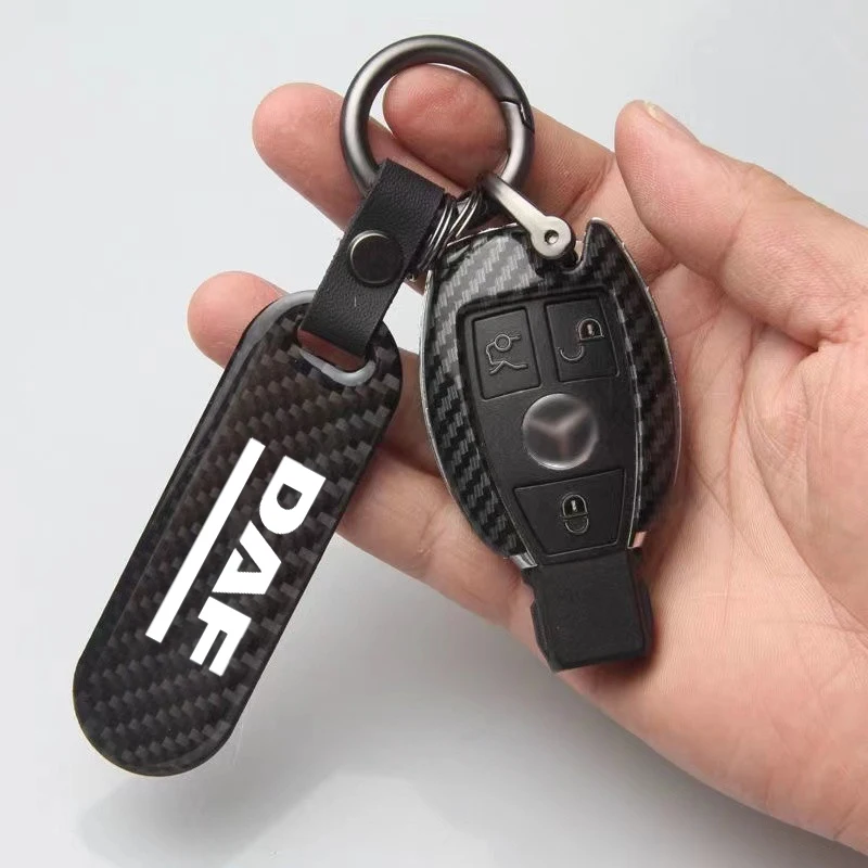 

New Fashion High-Grade Fiber Car Keychain Rotating Horseshoe Rings For DAF XF 95 105 CF LF VAN Car Accessories