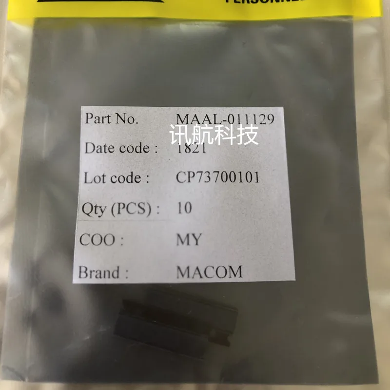 

MAAL - 011129 MACOM rf amplifier original spot fake a penalty ten bargaining .