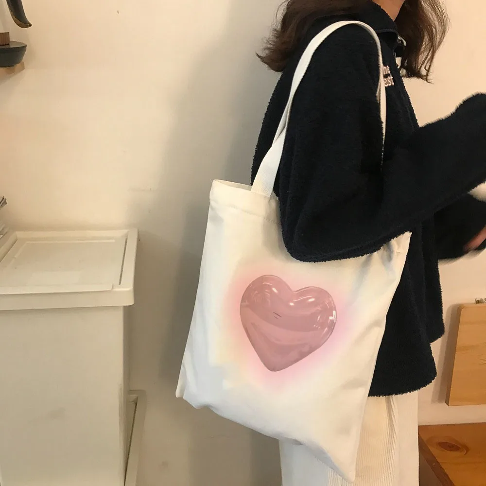 

Женская Холщовая сумка в стиле Харадзюку, повседневная вместительная модная сумочка на плечо с принтом сердец в японском стиле аниме