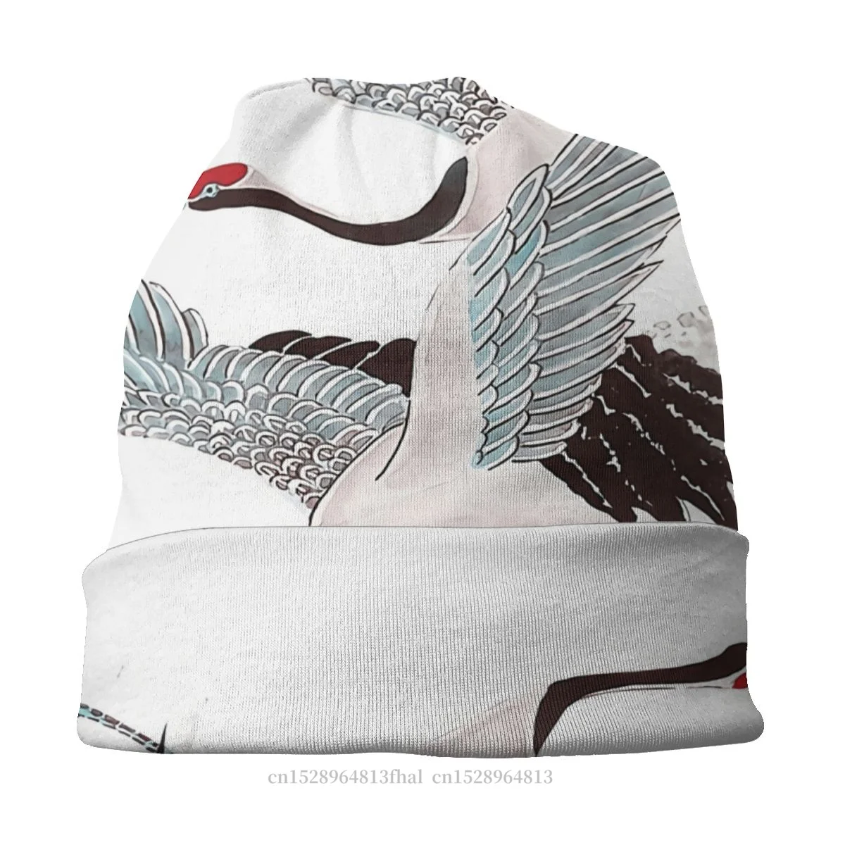 Шапка мужская Весенняя тонкая с красными Журавлями и летающим журавлем |