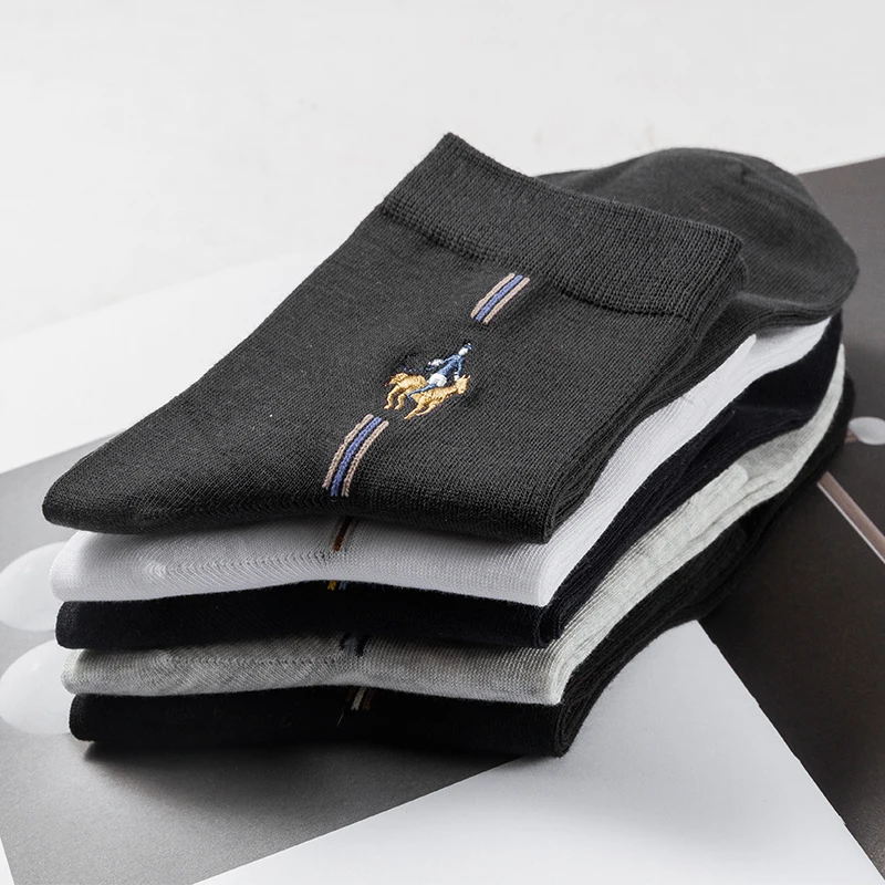 Deodorant men's cotton medium tube socks 100% Xinjiang cotton solid color dress men's gift socks 5 pairs packaging wholesale