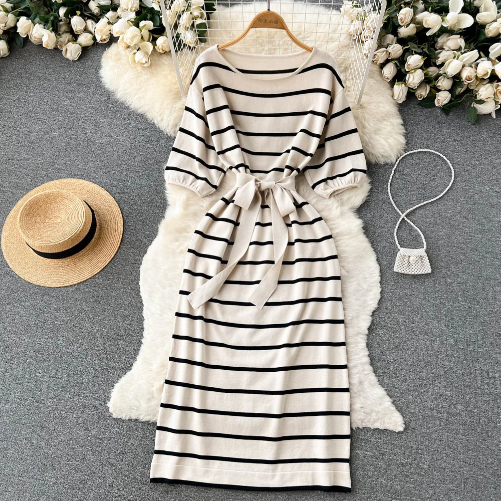 

Women's Retro Striped Short-sleeved Knitted Dress Spring and Summer Women's Clothing Slim Waist and Hip Mid-length Skirt Trendy