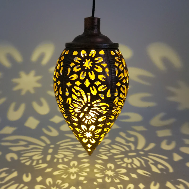 

Hanging Solar Lights Hollow Pattern IP44 Waterproof Wrought Iron Drop Shape Solar Power Wear Resistant LED Garden Party Supplies