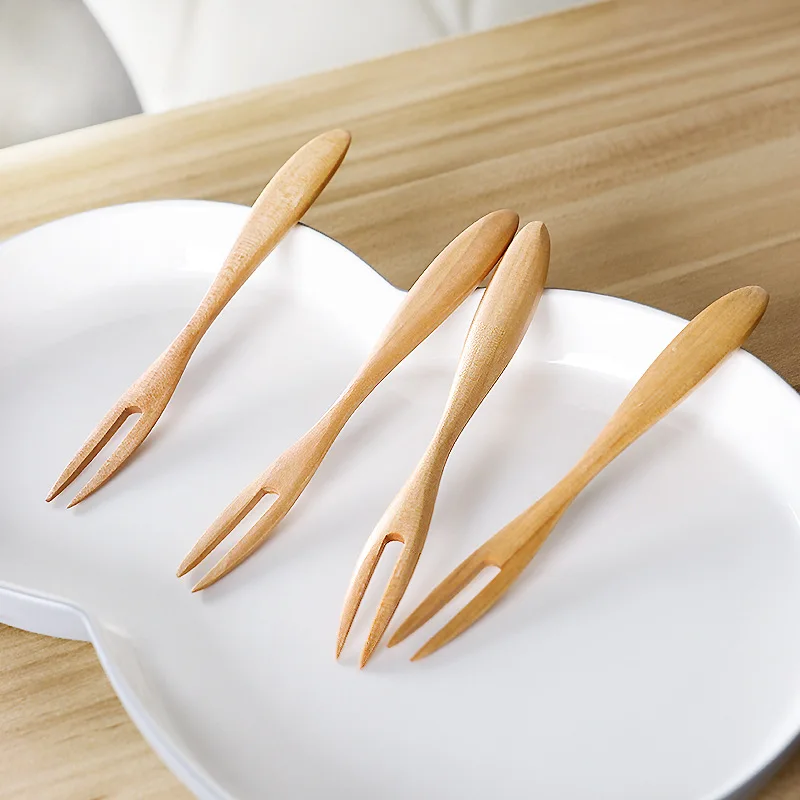 

4pcs Fruit Fork Wooden Two-tine Fork Tableware Multiple Use Snack Cake Dessert Forks Cafeteria Restaurant Flatware Kitchen Tool