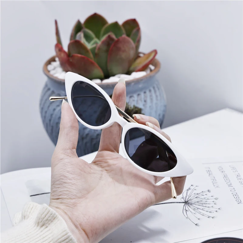 

Personality Small Desige Sunglasses Women Vintage Black Gray Metal Summer Travel Shade Sun Glasses Wholesale Popular UV400 2022